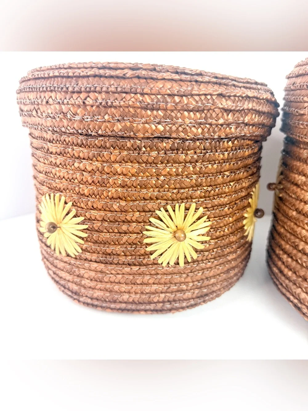 Set Of 2 Vintage Pier 1 Round Straw Storage Basket W/ Lid & Flowers On Side boho